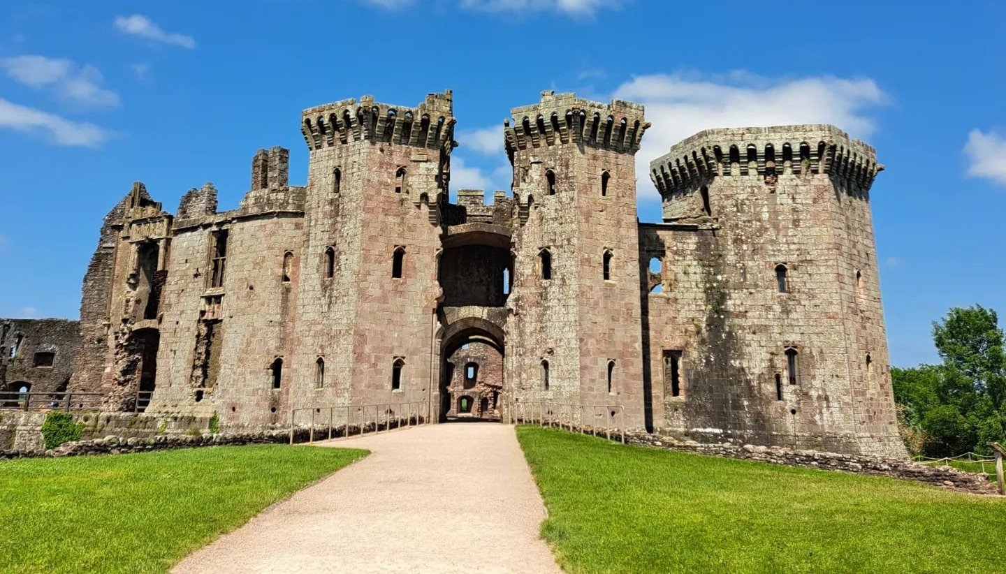 @debbieyoungauthor Raglan Castle